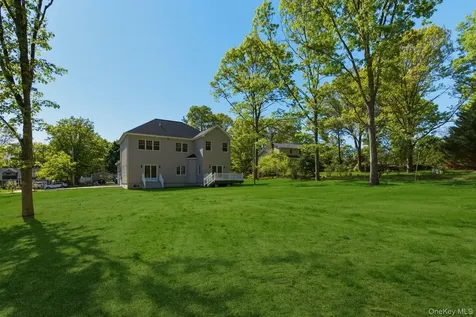 95 Grassy Pond Drive Smithtown NY 11787