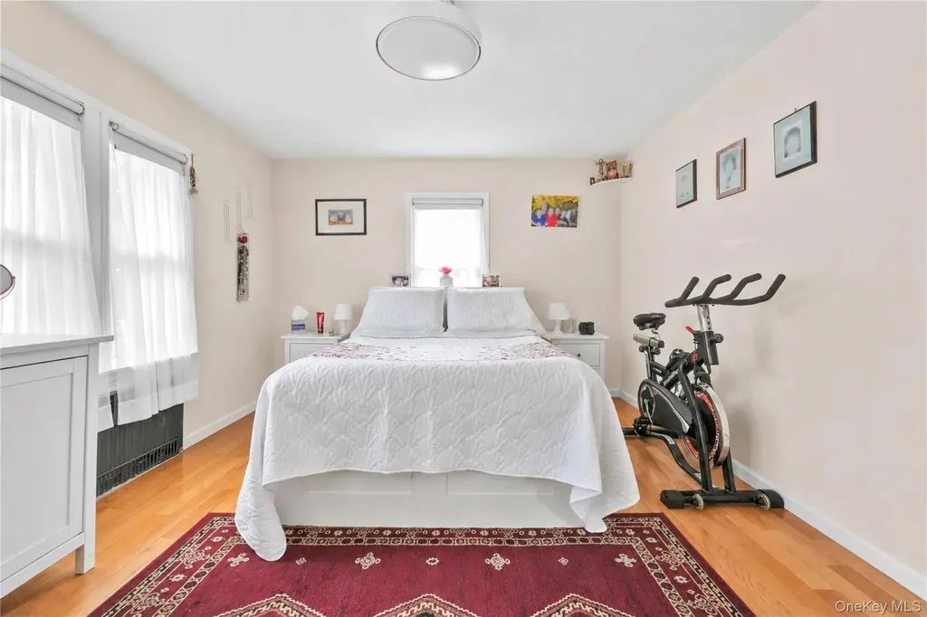 62 Leaman Place Lynbrook NY 11563
