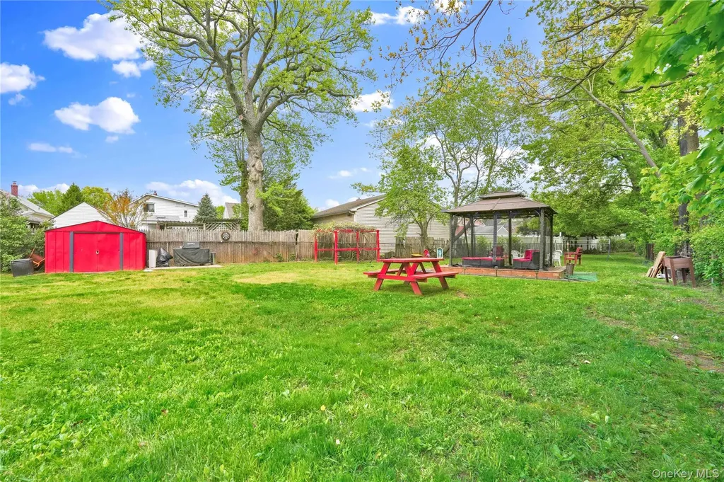62 Leaman Place Lynbrook NY 11563