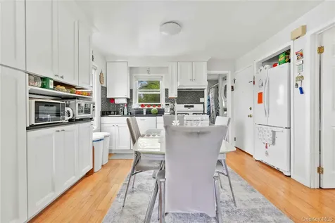 62 Leaman Place Lynbrook NY 11563