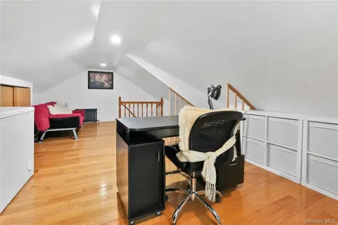 62 Leaman Place Lynbrook NY 11563