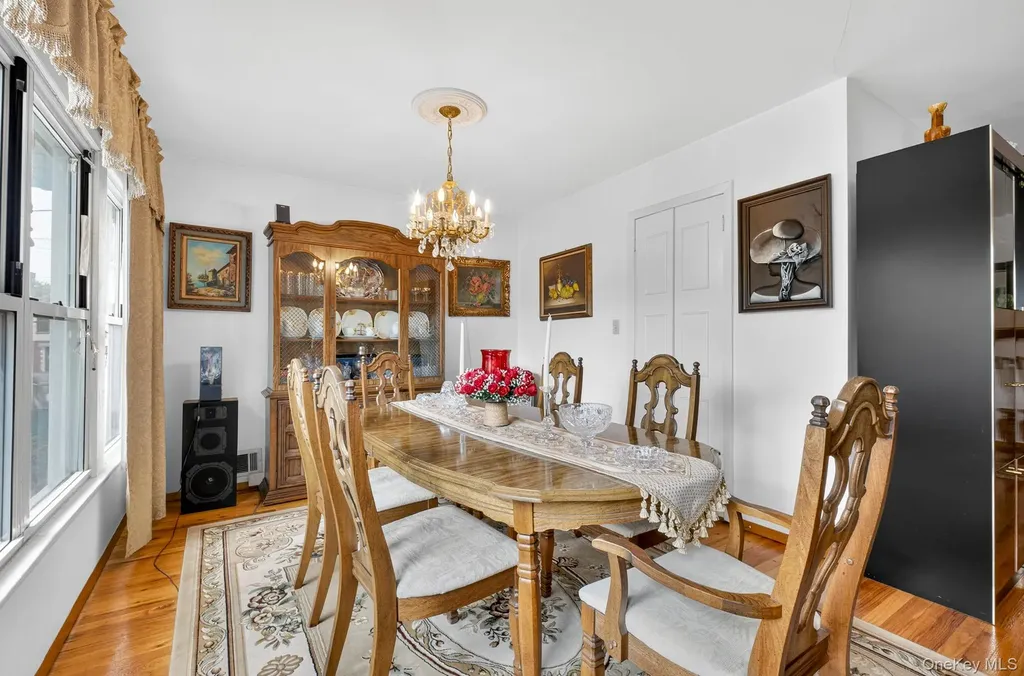 25-07 148th Street Flushing NY 11354