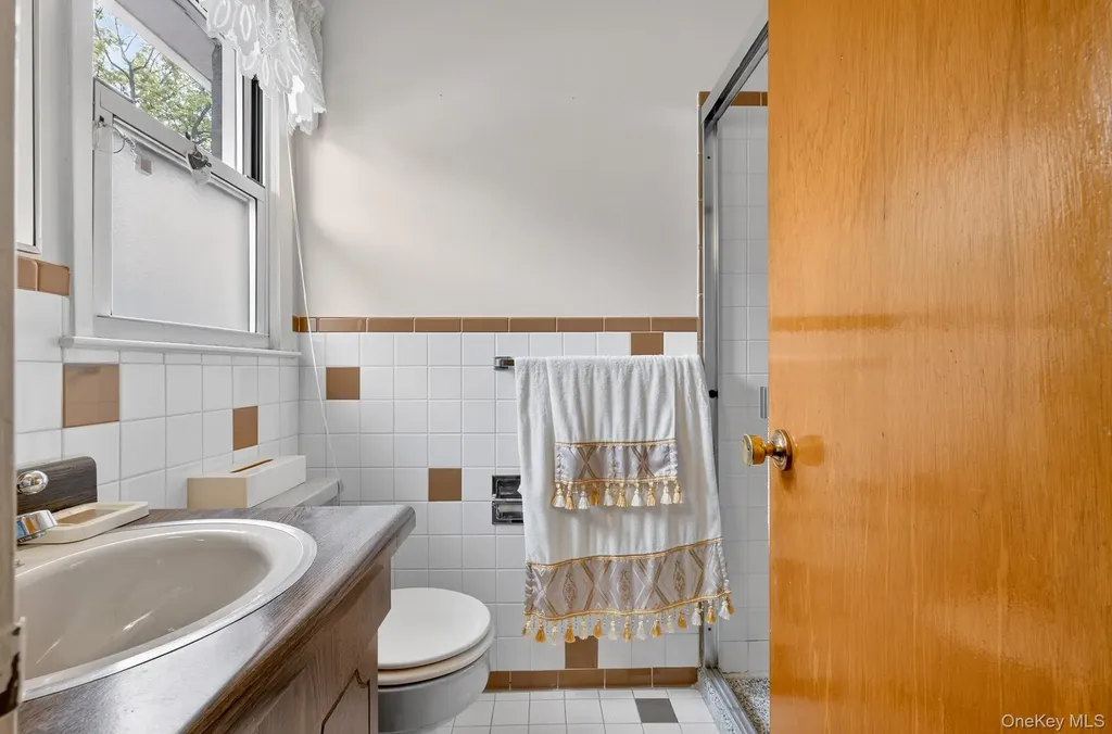 25-07 148th Street Flushing NY 11354