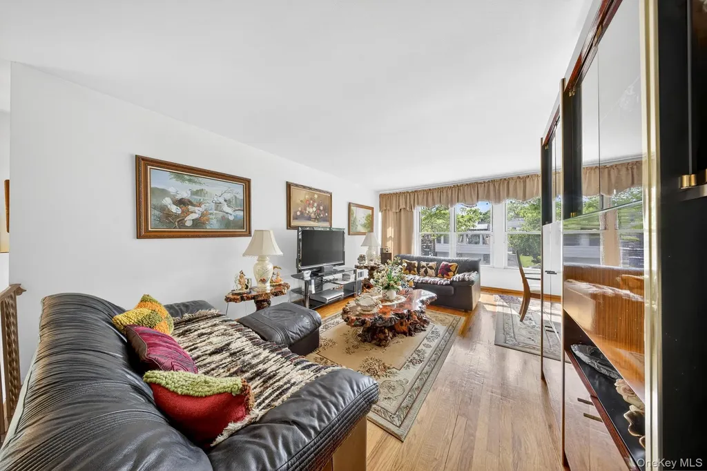 25-07 148th Street Flushing NY 11354