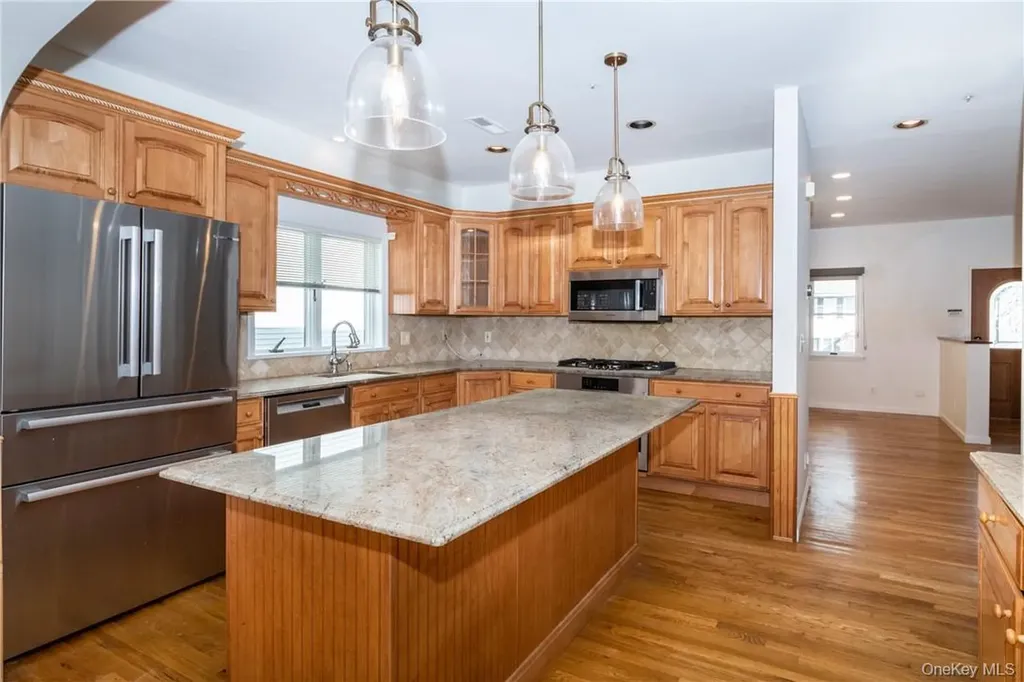 8 Davenport Street Harrison NY 10528