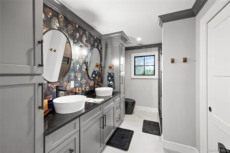 5 Dupont Court Dix Hills NY 11746