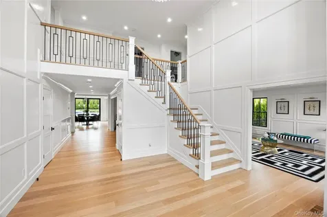 5 Dupont Court Dix Hills NY 11746