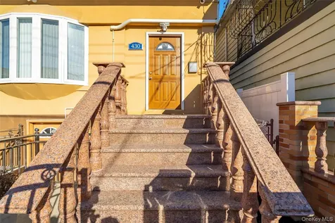 430 Turneur Avenue Bronx NY 10473