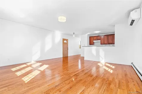 430 Turneur Avenue Bronx NY 10473