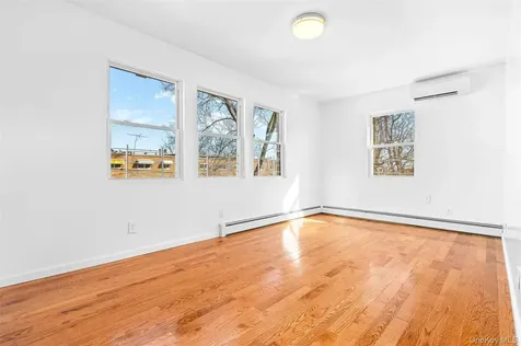 430 Turneur Avenue Bronx NY 10473