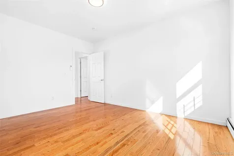 430 Turneur Avenue Bronx NY 10473
