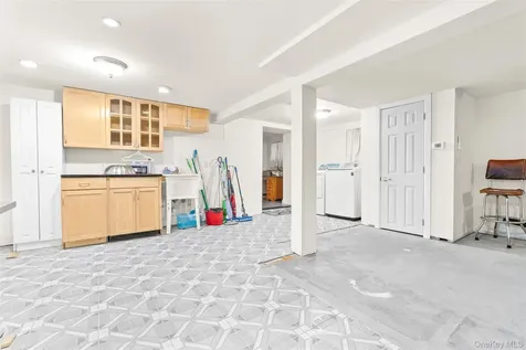 430 Turneur Avenue Bronx NY 10473
