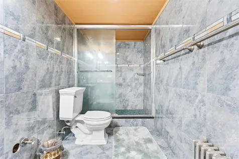 430 Turneur Avenue Bronx NY 10473