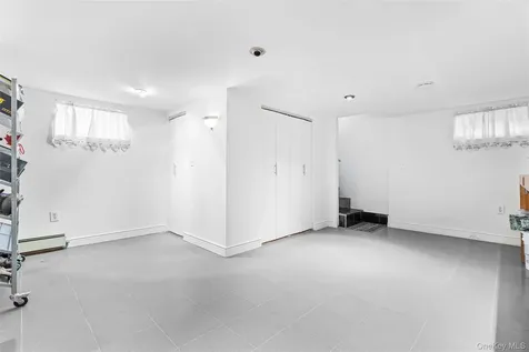 430 Turneur Avenue Bronx NY 10473