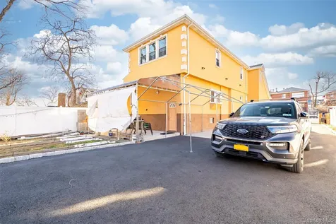430 Turneur Avenue Bronx NY 10473