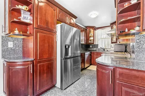 430 Turneur Avenue Bronx NY 10473