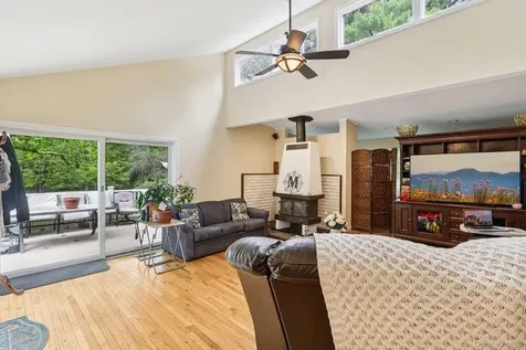 540 Hilltop Road Yorktown Heights NY 10598