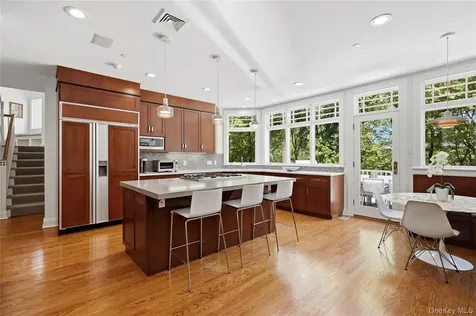 22 Petersville Road Mount Kisco NY 10549