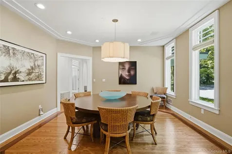 22 Petersville Road Mount Kisco NY 10549