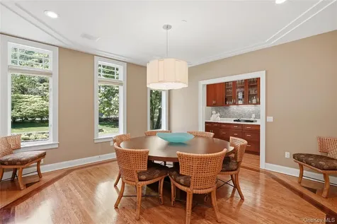22 Petersville Road Mount Kisco NY 10549