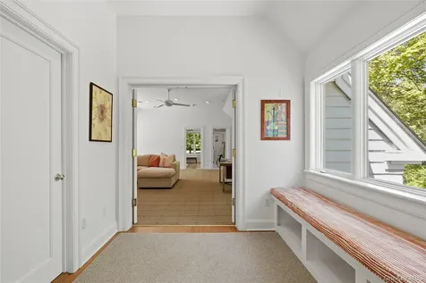 22 Petersville Road Mount Kisco NY 10549