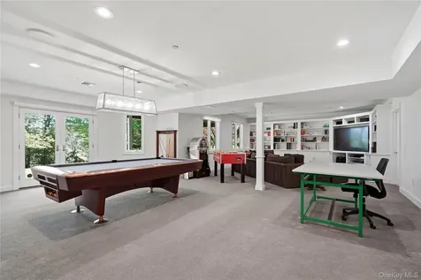 22 Petersville Road Mount Kisco NY 10549