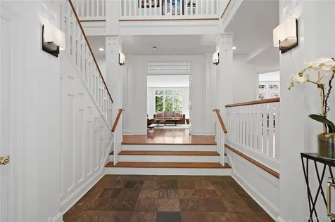 22 Petersville Road Mount Kisco NY 10549