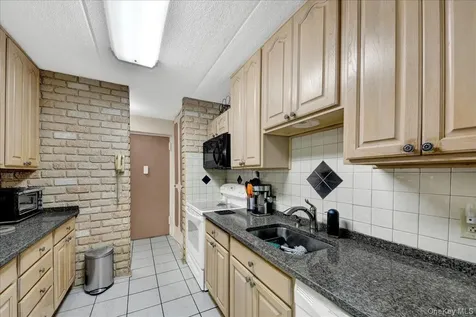 130 Colonial Parkway Yonkers NY 10710