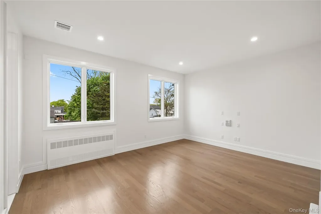 7 Sherwood Avenue Spring Valley NY 10977