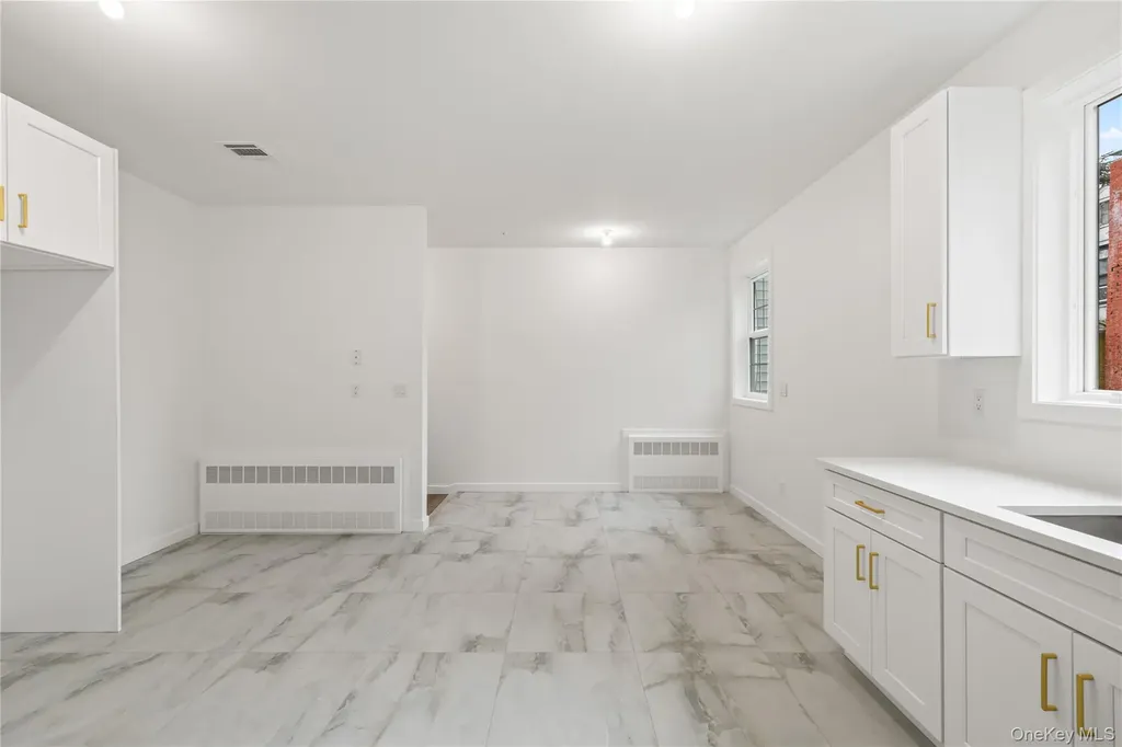 7 Sherwood Avenue Spring Valley NY 10977