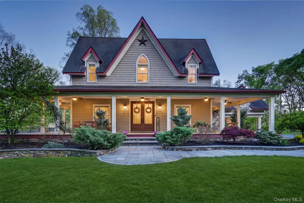 34 Sycamore Drive Wallkill NY 12589