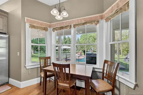 34 Sycamore Drive Wallkill NY 12589