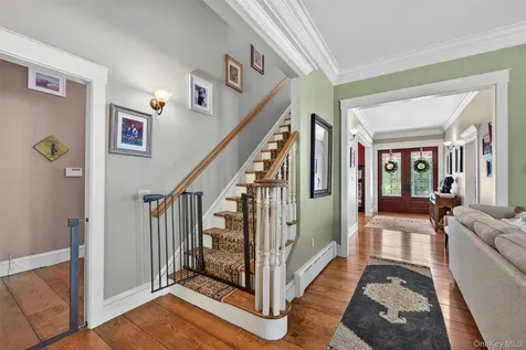 34 Sycamore Drive Wallkill NY 12589