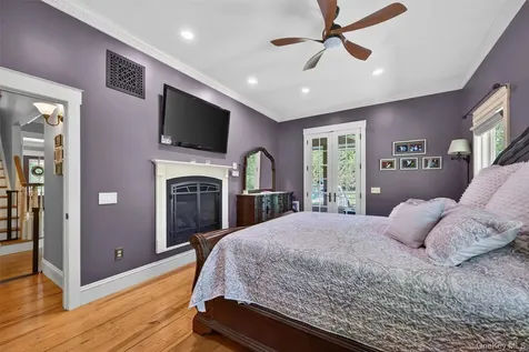 34 Sycamore Drive Wallkill NY 12589