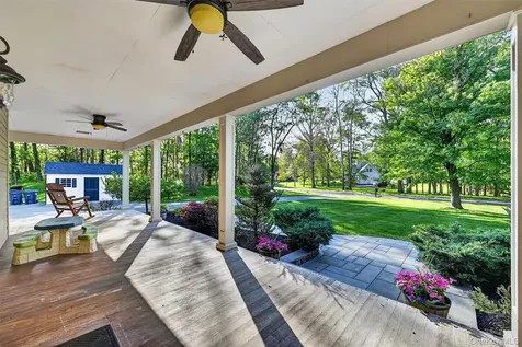 34 Sycamore Drive Wallkill NY 12589