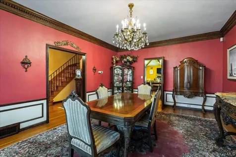 79 Aldershot Lane Manhasset NY 11030