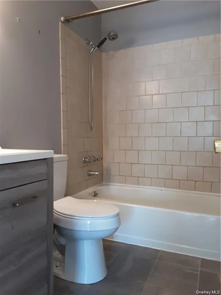 3410 Whispering Hills Chester NY 10918