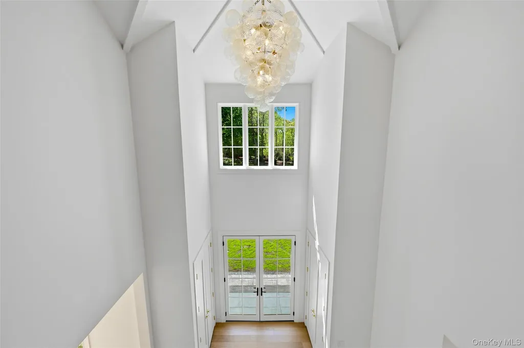 9 Wilderness Road Nissequogue NY 11780