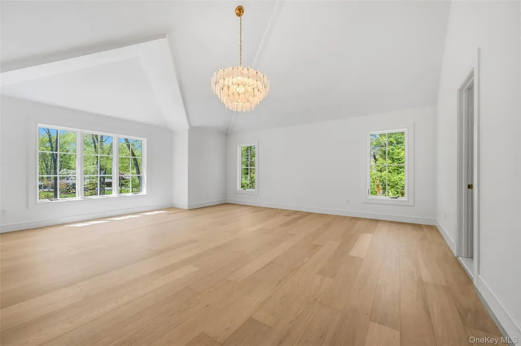 9 Wilderness Road Nissequogue NY 11780