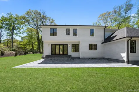 9 Wilderness Road Nissequogue NY 11780