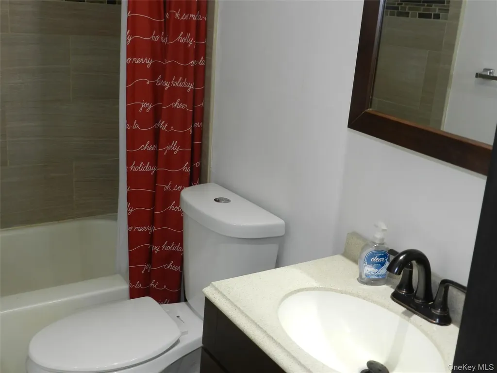 11 Carman Boulevard Massapequa NY 11758