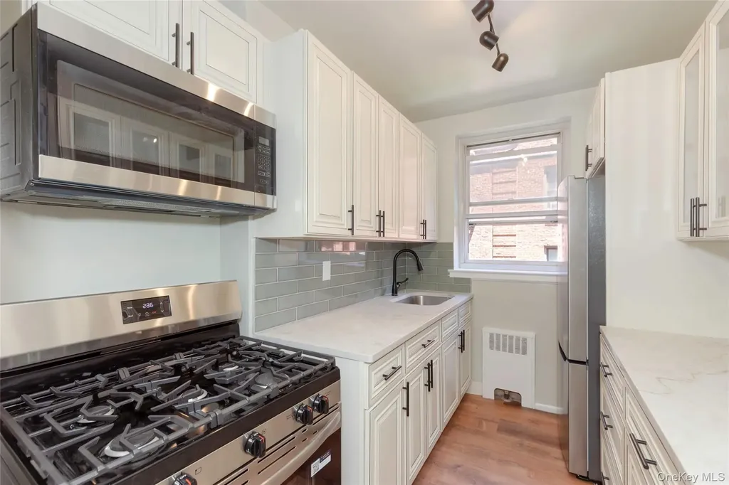 12 Westchester Avenue White Plains NY 10601