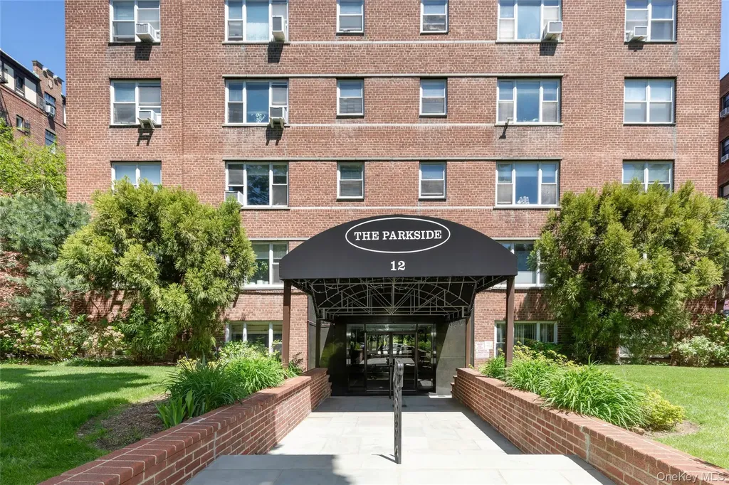 12 Westchester Avenue White Plains NY 10601