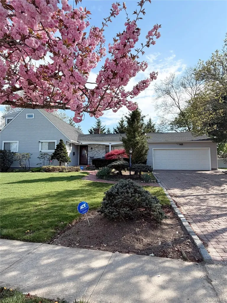54 Ivy Drive Jericho NY 11753