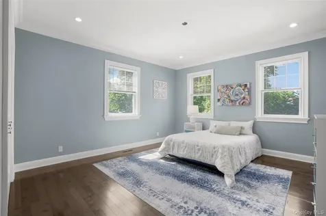 17 Clover Place New Rochelle NY 10805