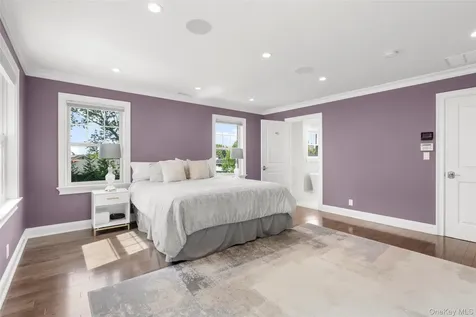 17 Clover Place New Rochelle NY 10805