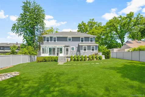17 Clover Place New Rochelle NY 10805