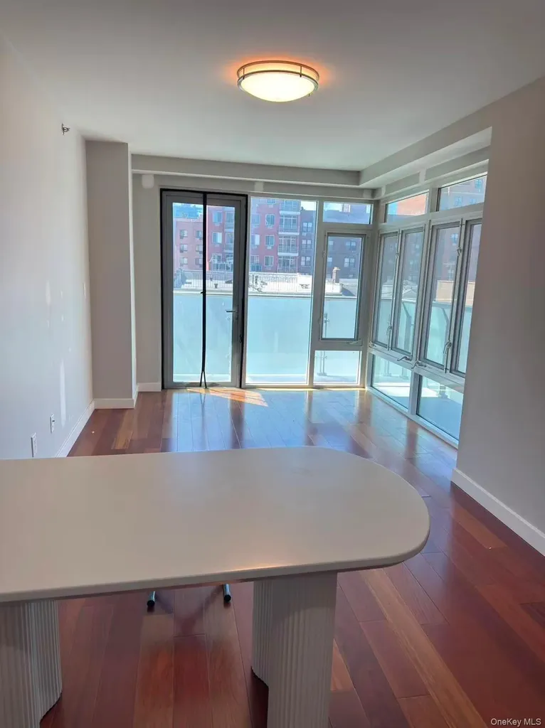 142-38 37th Avenue Flushing NY 11354