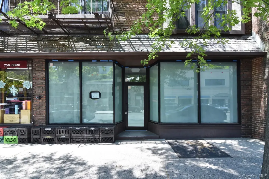 109 Fifth Avenue Pelham NY 10803