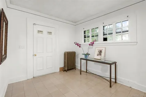 197 Coligni Avenue New Rochelle NY 10801